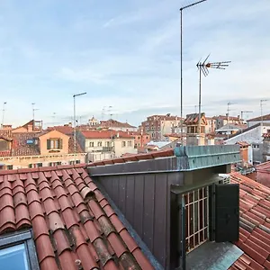 https://classy-venice.hotelinveneto.com